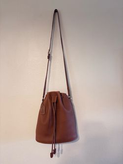 COACH Nicholas Bucket Bag - Drawstring Sac