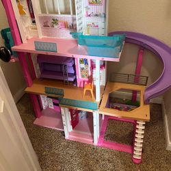 Doll House 