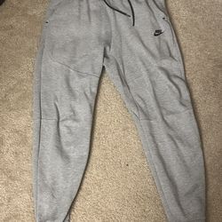 Nike Tech Sweatpants Mens Size Small 
