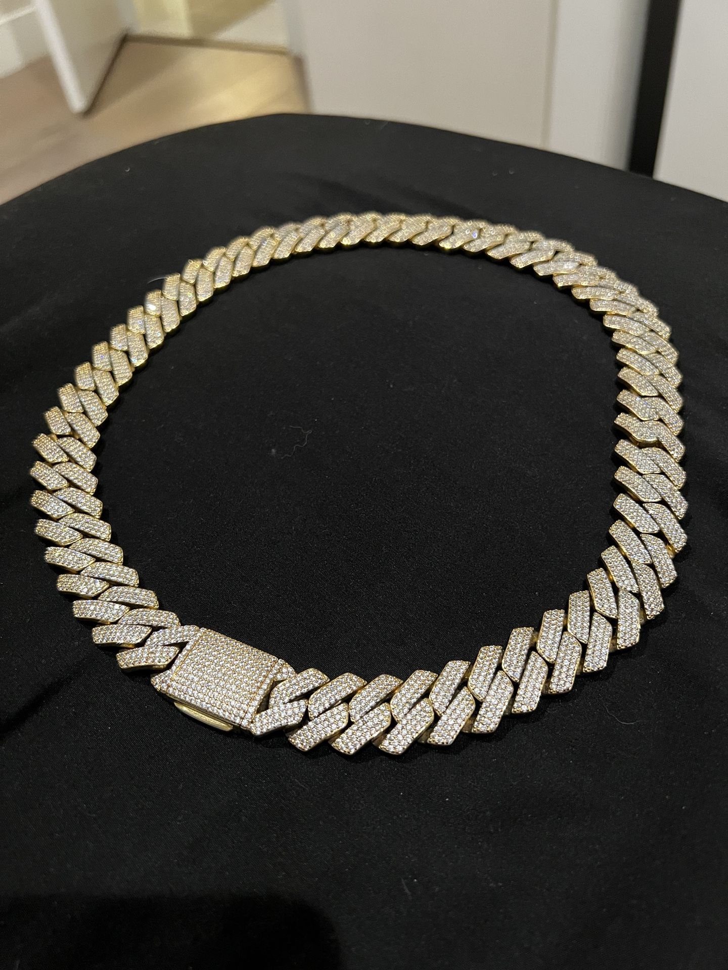 Cuban Link Chain 