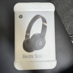 BEAT SOLO 4 HEADPHONE *BRAND NEW*