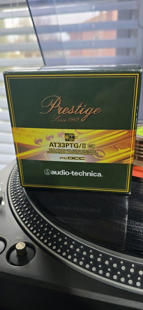 AUDIO-TECHNICA Prestige AT33PTG/II Dual Moving Coul Stereo Cartridge.