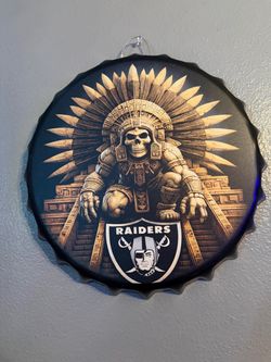 Raiders large Aztec bottle cap