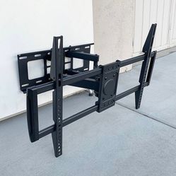 (New in Box) $39 Large Swivel 37-75” TV Wall Mount Bracket, VESA 600x400mm, Max Weight 110 LBS