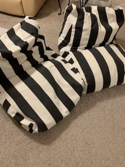 Set of bean bag chairs