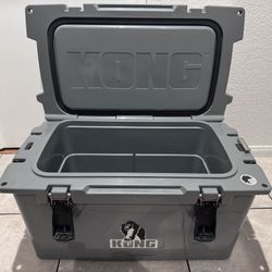 KONG 50 Quart Cooler Gray Bear-Resistant Yeti Igloo Heavy Duty