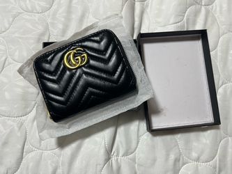 Cartera auténtica de muy buena calidad ay se mira