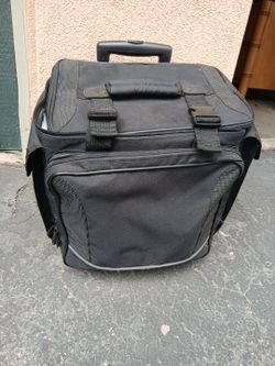 12 bottle insulated liquor or wine bag