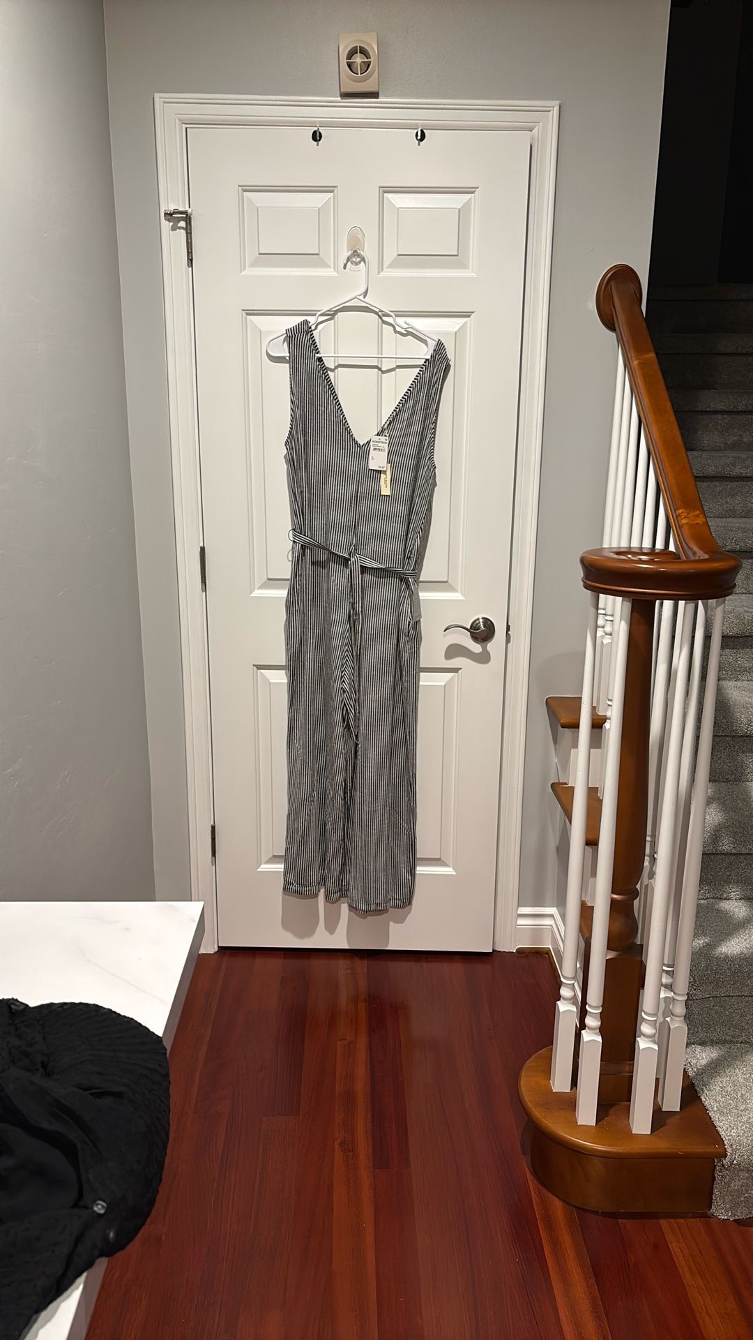 Black White Striped Jumpsuit, Size Xl, Perfect For Summer