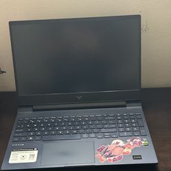gaming laptop HP Victus 
