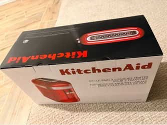 NEW KITCHENAID TOASTER