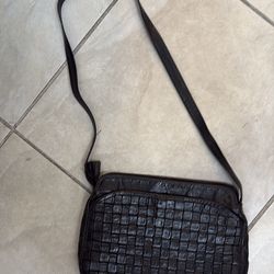 Salvatore black leather purse