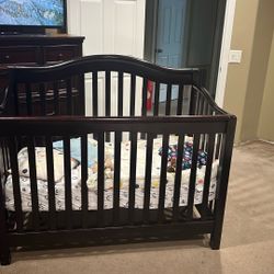 Baby Crib 