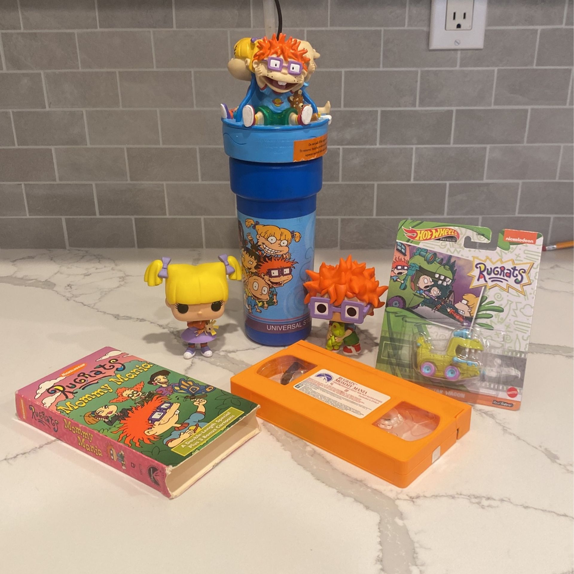 Nickelodeon Vintage Water Bottle 2001 With Straw Universal Hollywood Studios Rugrats Mommy Mania VHS Animated. Tested Funko Pop! Television: Nickel