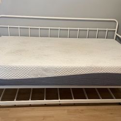 Daybed For Sale