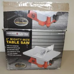Chicago Electric Power Tools 4" Mighty Might Table Saw Item# 61608