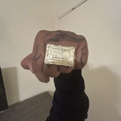 Gold Ring 