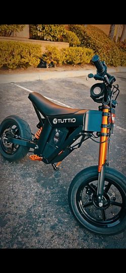 Moded tuttio