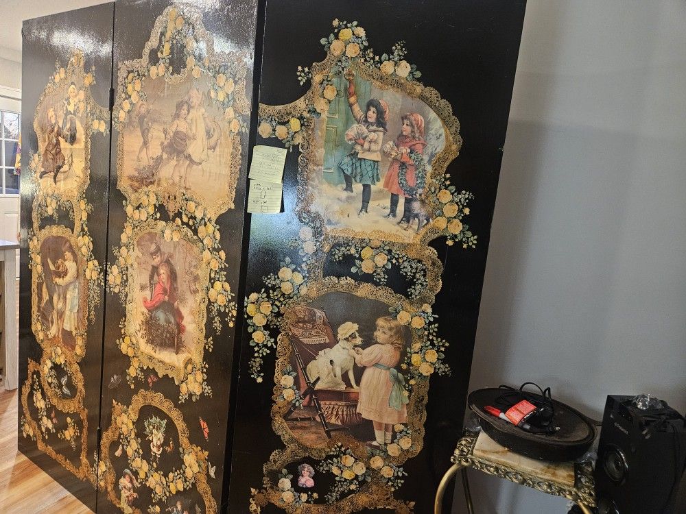 Vintage Privacy Screen