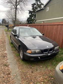 2000 BMW 528i