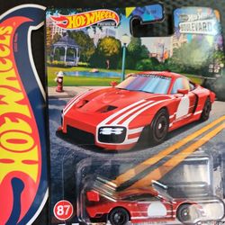 Hot Wheels Premium Boulevard Porsche 935