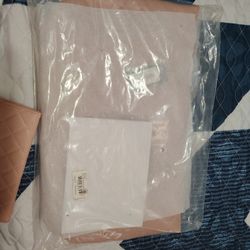 Bundle, Matching chain strap bag and wallet.