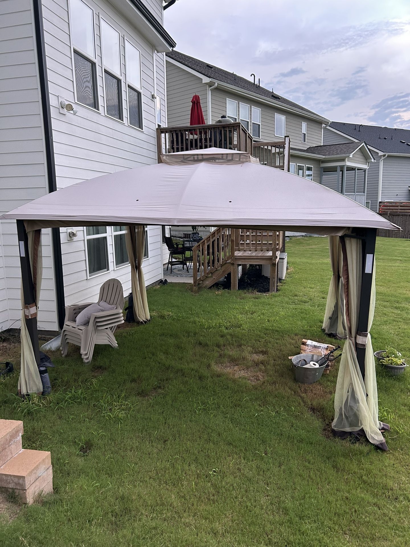 12x12 Gazebo. Speaker And Lights Built In. Or Best Offer