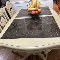 Dining Room Table And 6 Chairs