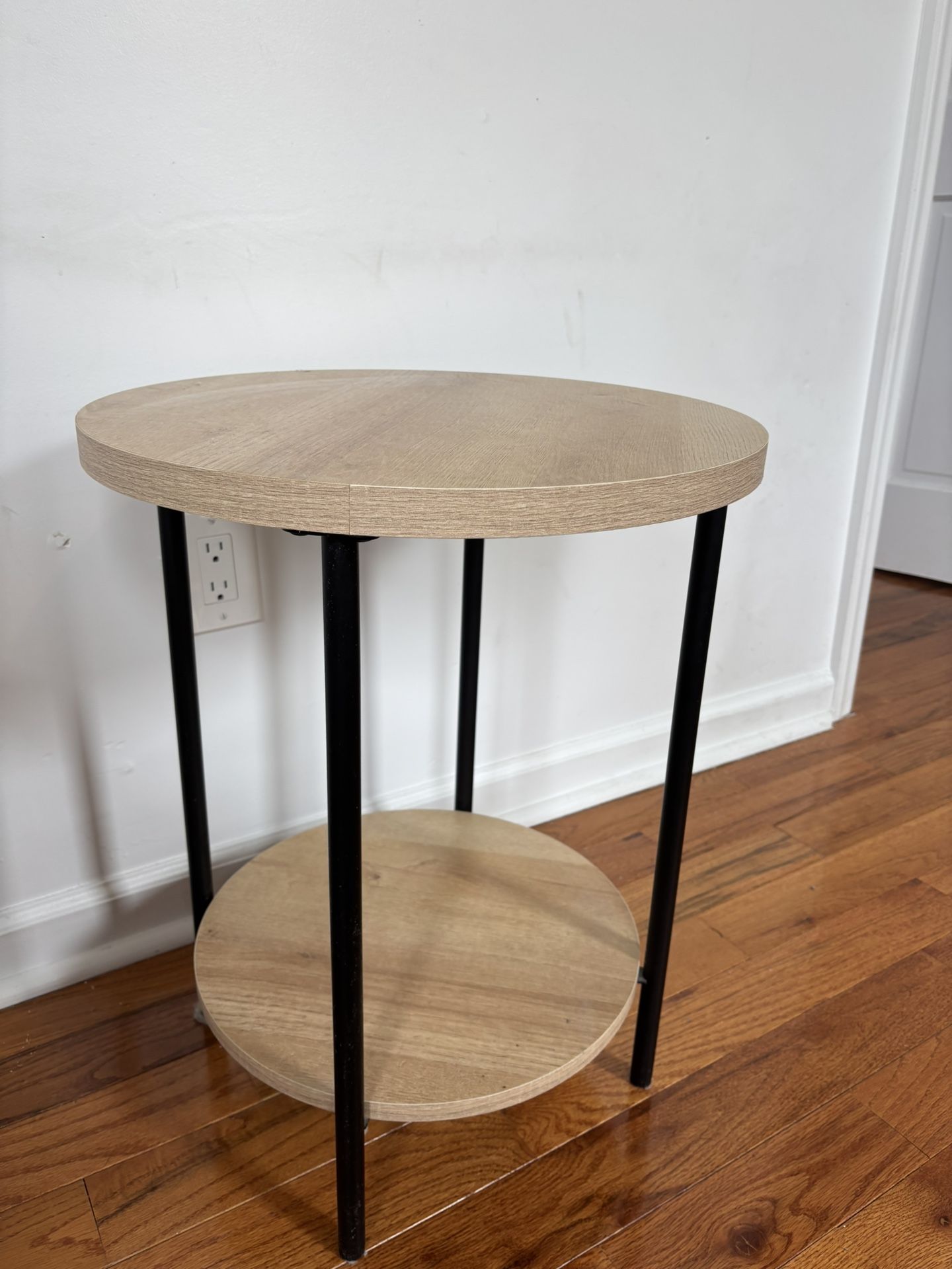 Room Essentials target End Table