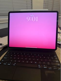 ipad air 13-inch m2 built in 128 GB comes with magic keyboard and apple pencil