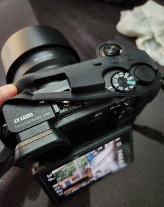 Sony A6600- And 50mm f/1.8f Prime Or Trade