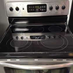 Frigidaire Gallery Electric Range