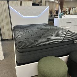 NEW IVES 4pc BEDROOM FURNITURE SET - SECTIONAL SOFA BED MATTRESS DINING ROOM AND MORE 