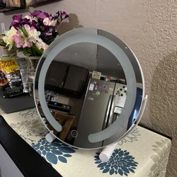 12" Vanity Mirror with Lights