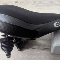 Cloud 9 Select Airflow Bike Seat 
Gel and Foam
New
