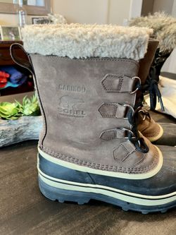 Sorel men’s Snow Boots Size 9