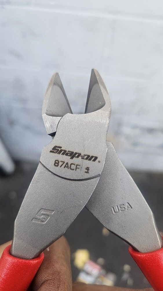 Snap On Cutters/Pliers