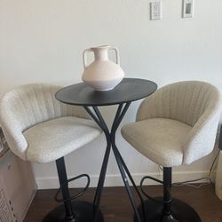 Hightop Table And Chairs
