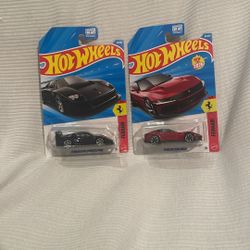 Hot Wheels/ Ferrari F40/ Ferrari 12 Cilindri/ Mattel