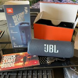 JBL Flip 6 
