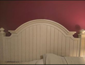 White Wood Arched Bed Headboard - King Size