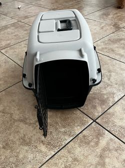 Pet Crate almost brand new.