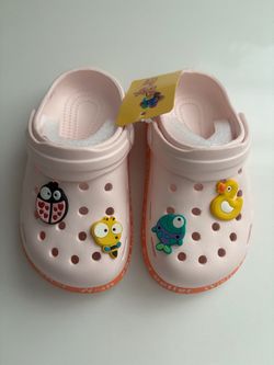 Kids Pink Clog Sandals with Charms