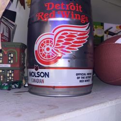 2002 Red Wings beer full