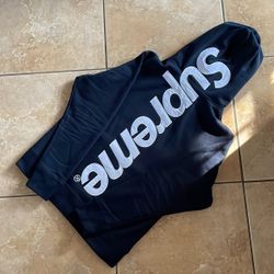 Supreme Hoodie 