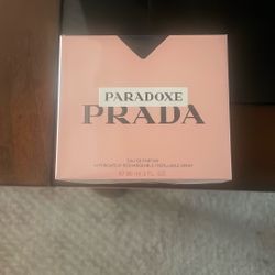 Paradoxe Prada