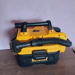 Vacuum Dewalt 