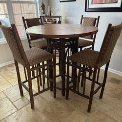 Mountain House - Pub Table