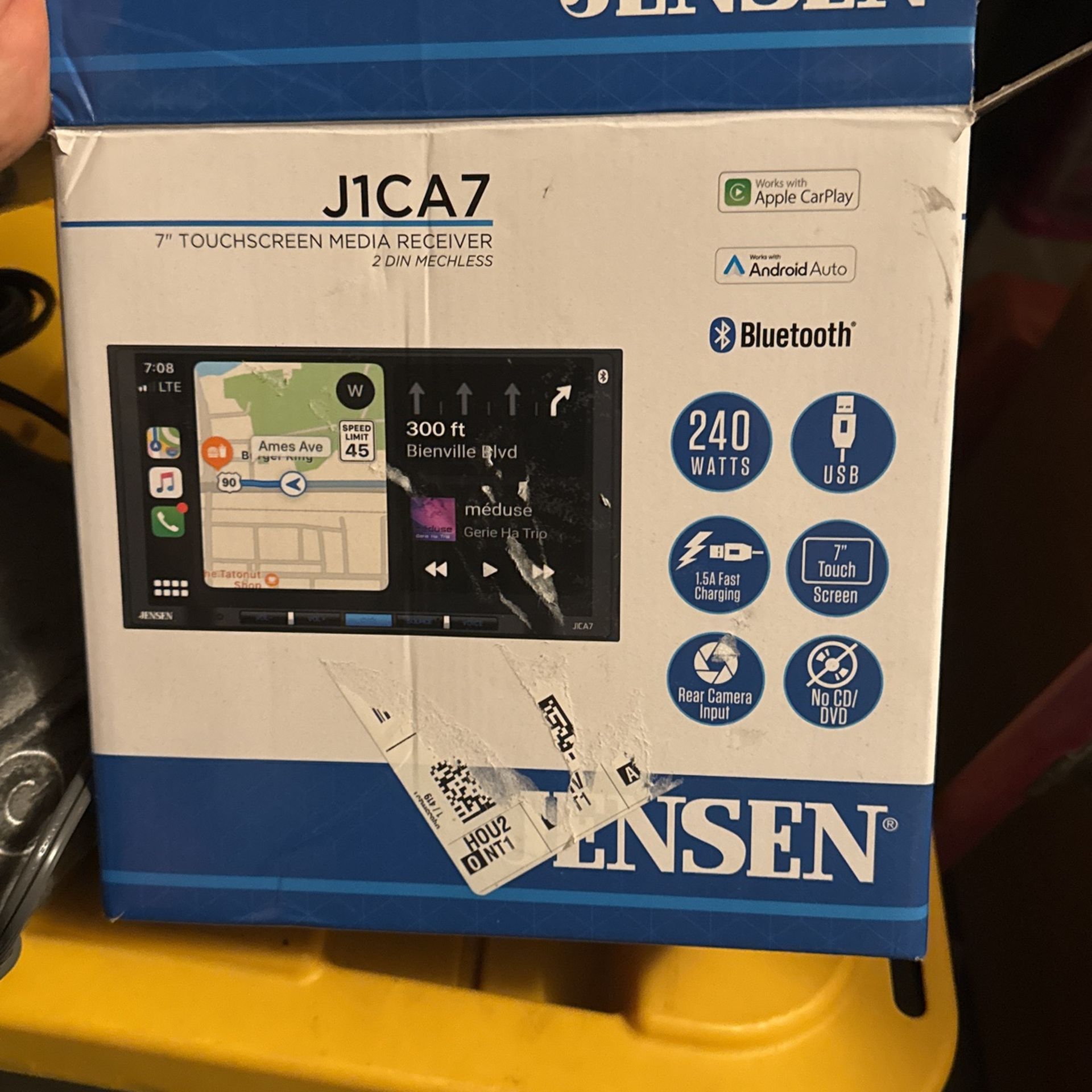Double Din Jensen Stereo 7” Touchscreen Media Receiver
