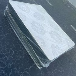 NEW FULL SIZE SET MATTRESS AND BOX SPR+ING-2pcs